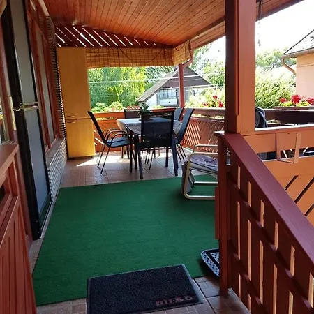 Zsofi Apartman Fonyod